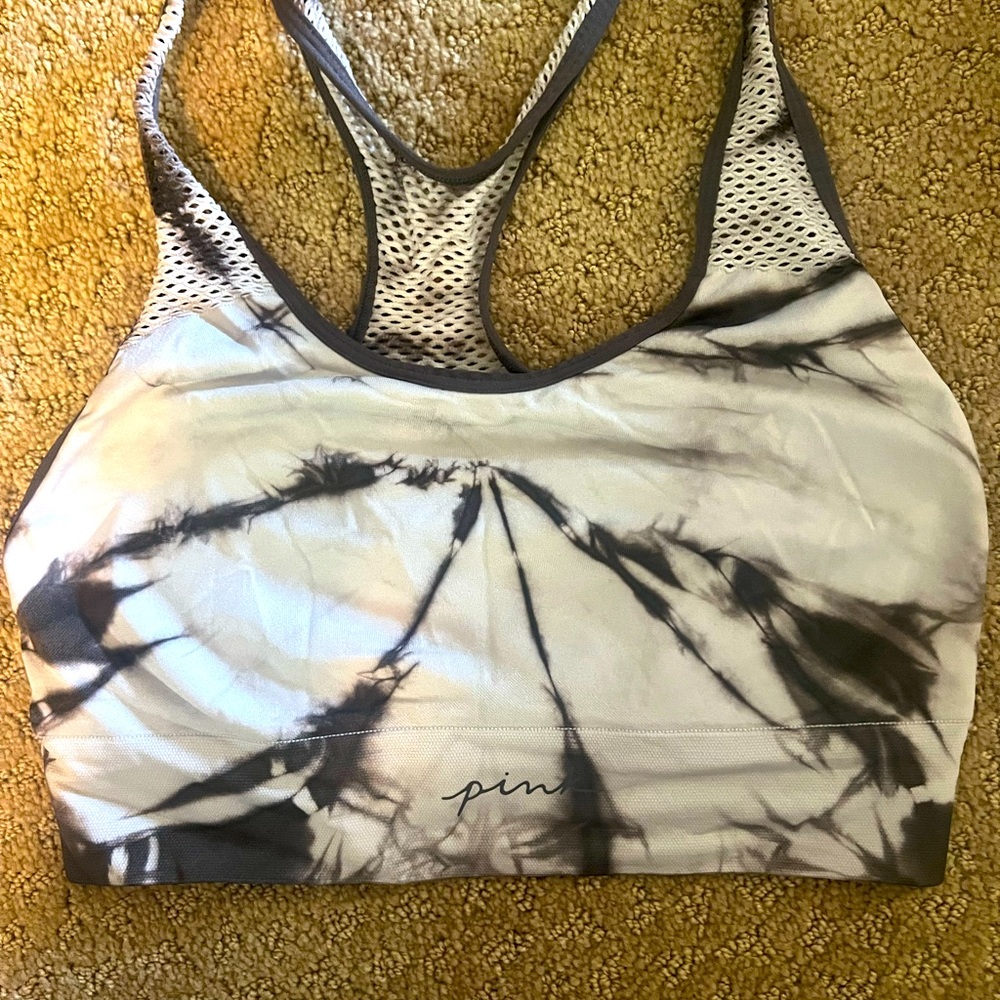 Victoria secret pink sports bra! Size M but fits like a Size S